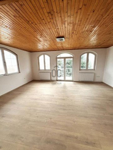 Eladó családi ház, Budapesten, XVIII. kerületben 290 M Ft