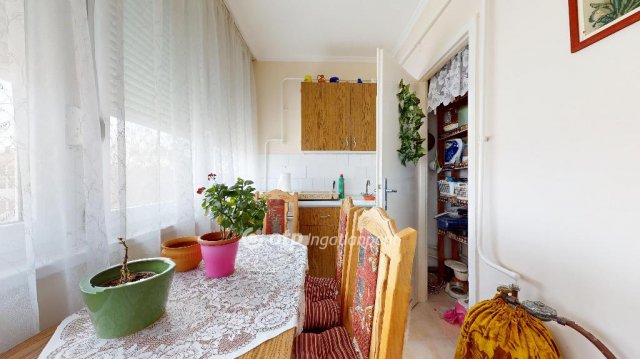 Eladó panellakás, Mátészalkán 31 M Ft, 1+1 szobás