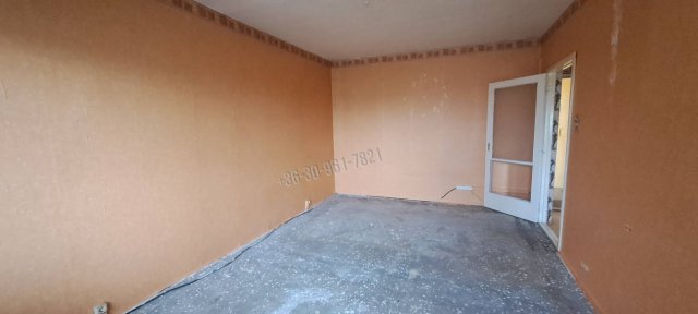Eladó panellakás, Battonyán 8.3 M Ft, 2 szobás