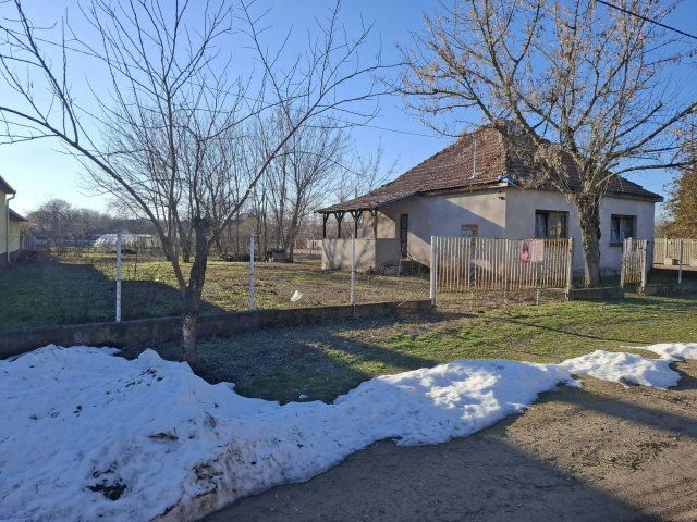 Eladó családi ház, Bugacon 15.5 M Ft, 3 szobás