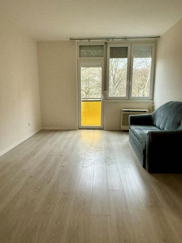 Eladó téglalakás, Debrecenben 59.9 M Ft, 2 szobás