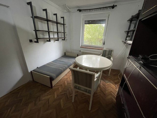 Kiadó téglalakás, albérlet, Székesfehérvárott 130 E Ft / hó