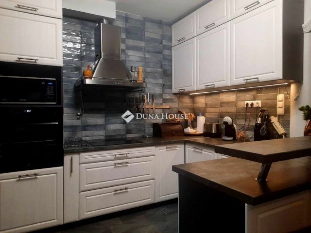 Eladó családi ház, Pátyon 170 M Ft, 5 szobás