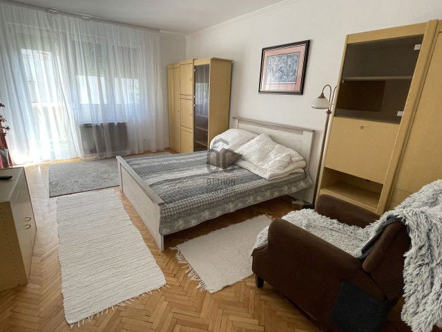 Kiadó téglalakás, albérlet, Debrecenben 240 E Ft / hó, 2 szobás