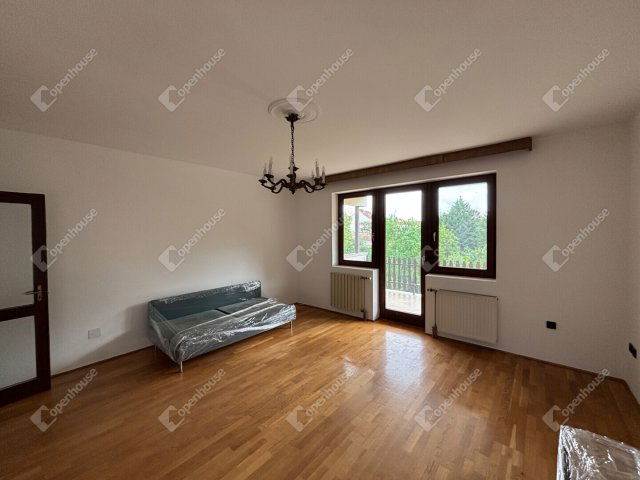 Kiadó téglalakás, albérlet, Győrött 290 E Ft / hó, 5 szobás