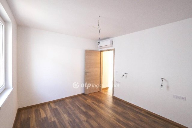 Eladó téglalakás, Gárdonyban 69.99 M Ft, 2 szobás