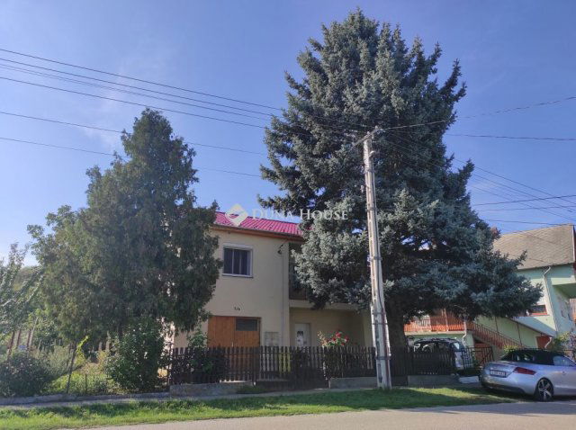 Eladó családi ház, Fonyódon, Rózsa utcában 126 M Ft, 3 szobás
