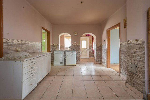 Eladó családi ház, Érsekvadkerten 7.9 M Ft, 2 szobás