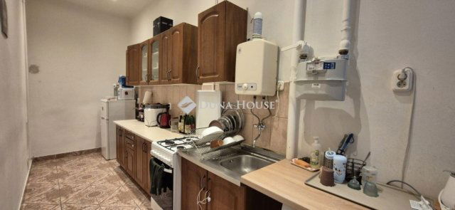 Eladó téglalakás, Budapesten, VII. kerületben 79 M Ft, 2 szobás