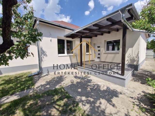 Eladó családi ház, Debrecenben 112 M Ft, 5 szobás
