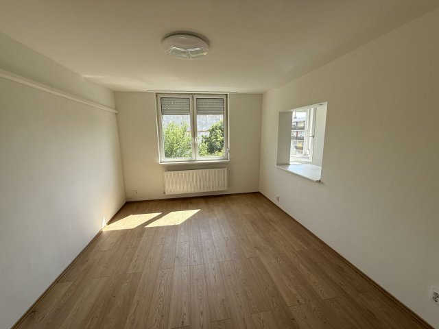 Kiadó téglalakás, albérlet, Debrecenben 220 E Ft / hó, 2 szobás