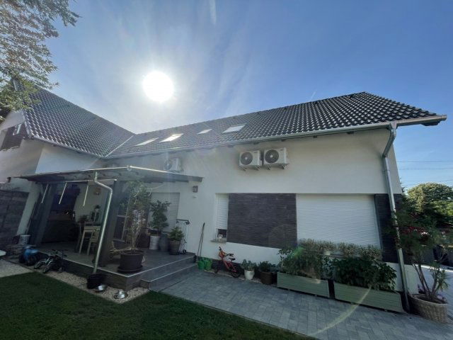 Eladó ikerház, Dabason 114.999 M Ft, 4+1 szobás