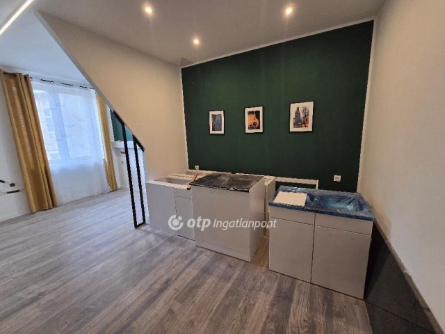 Eladó téglalakás, Sátoraljaújhelyen 19.9 M Ft, 1 szobás