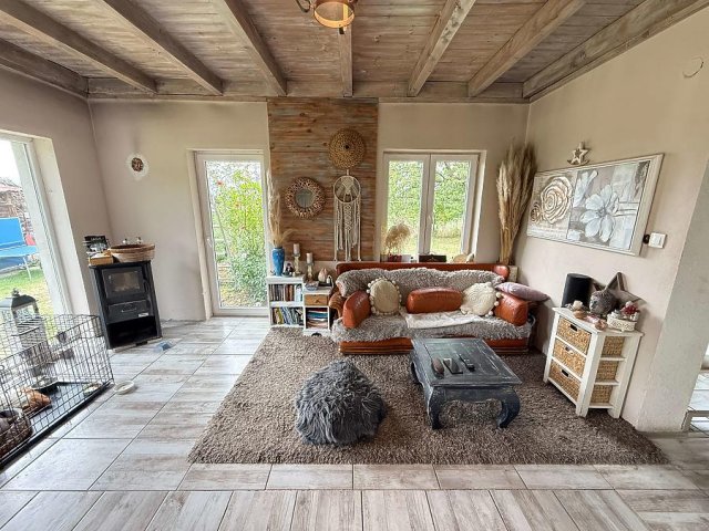 Eladó családi ház, Szentendrén 139.9 M Ft, 4 szobás