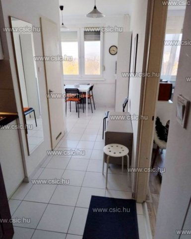 Eladó panellakás, Budapesten, XV. kerületben 52 M Ft, 1+1 szobás