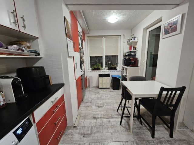 Eladó családi ház, Szigetmonostorban 68.9 M Ft, 3 szobás