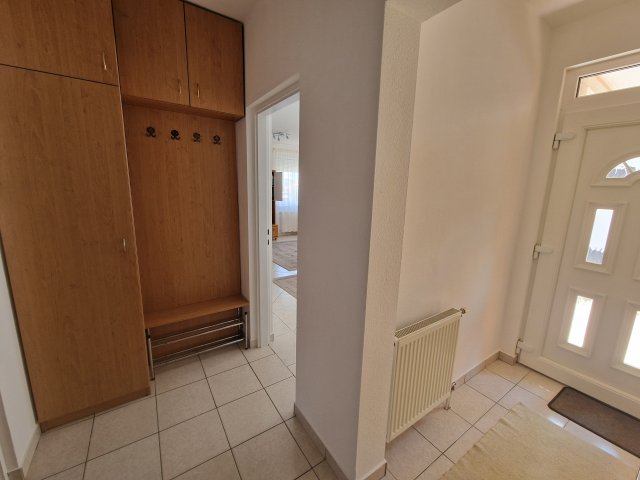 Kiadó családi ház, albérlet, Pilisvörösváron 400 E Ft / hó