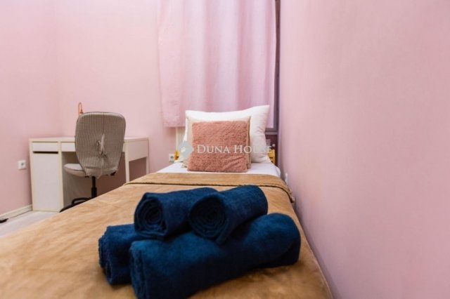 Eladó téglalakás, Budapesten, VI. kerületben 149 M Ft, 5 szobás