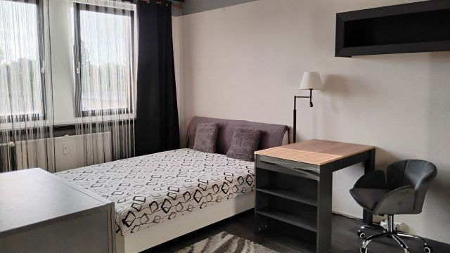 Kiadó panellakás, albérlet, Debrecenben 195 E Ft / hó, 1 szobás
