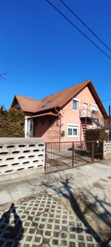 Eladó családi ház, Üllőn 139.5 M Ft, 5 szobás