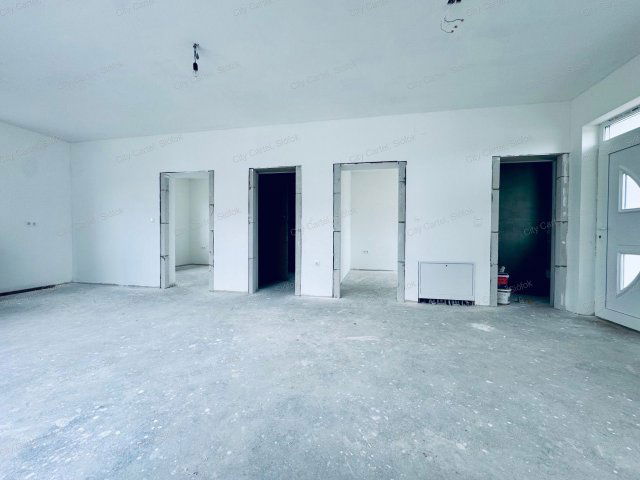 Eladó családi ház, Siófokon 72 M Ft, 3 szobás