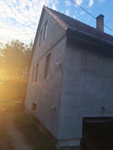 Eladó családi ház, Pátyon 76 M Ft, 2 szobás