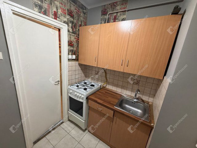 Eladó téglalakás, Zalaegerszegen 20.9 M Ft, 1 szobás