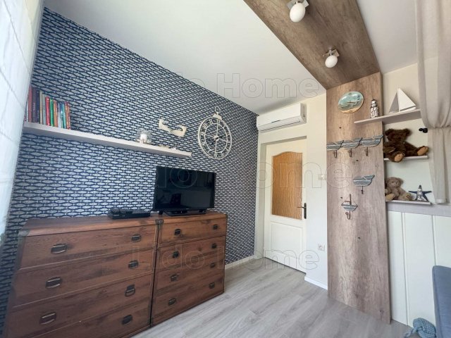 Eladó családi ház, Balatonkenesén 499 M Ft, 3 szobás