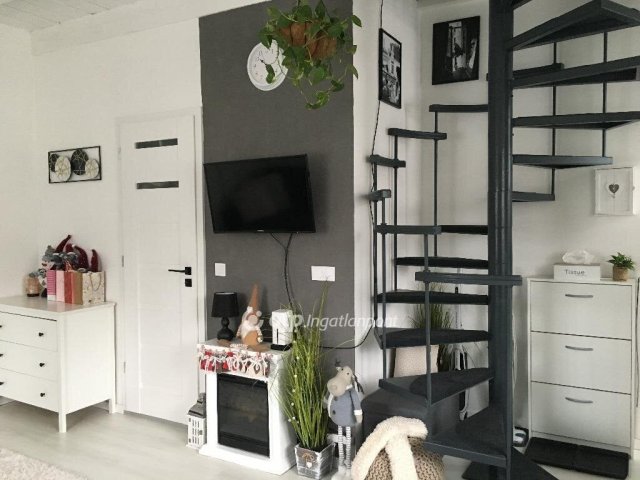 Eladó téglalakás, Szentendrén 64.5 M Ft, 2 szobás