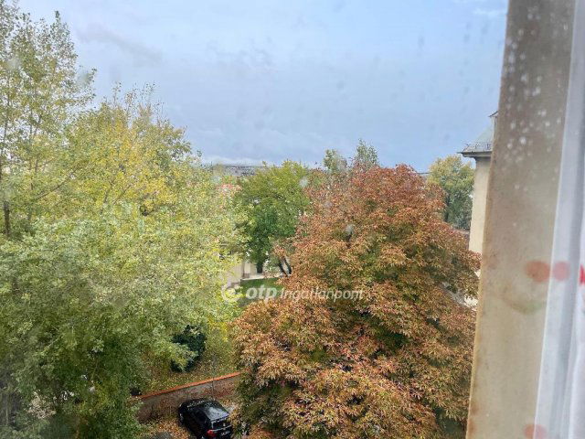 Eladó téglalakás, Budapesten, XIV. kerületben 88 M Ft, 2 szobás