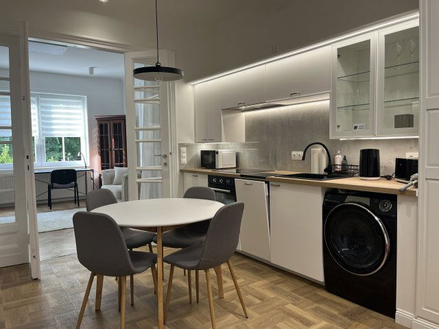 Kiadó téglalakás, albérlet, II. kerületben, Hűvösvölgyi úton