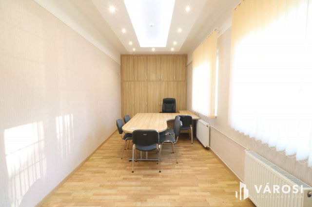 Kiadó iroda, Algyőn 36 E Ft / hó, 1 szobás