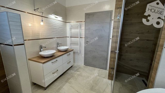 Eladó családi ház, Kecskeméten 87.5 M Ft, 4 szobás