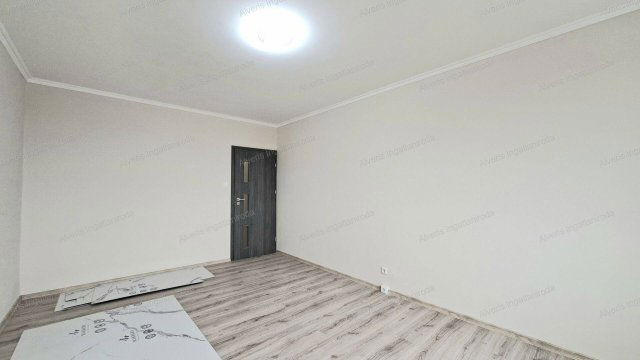 Eladó téglalakás, Nyíregyházán 52 M Ft, 3 szobás