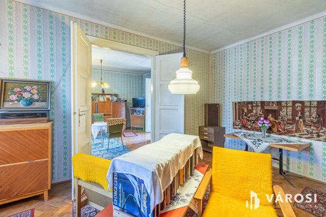 Eladó téglalakás, Szegeden 52 M Ft, 2 szobás