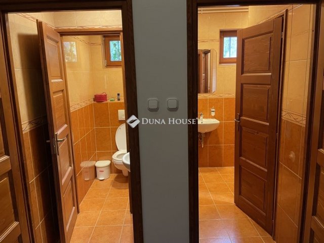 Eladó családi ház, Veresegyházon 159 M Ft, 3 szobás