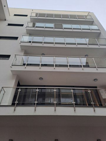 Eladó téglalakás, Debrecenben 131.9 M Ft, 3 szobás
