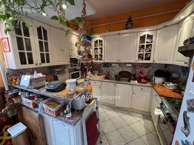 Eladó családi ház, Ongán 58.9 M Ft, 4 szobás