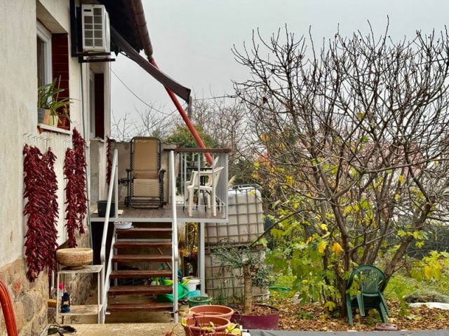 Eladó családi ház, Pécsett, Auróra utcában 86.9 M Ft, 6 szobás