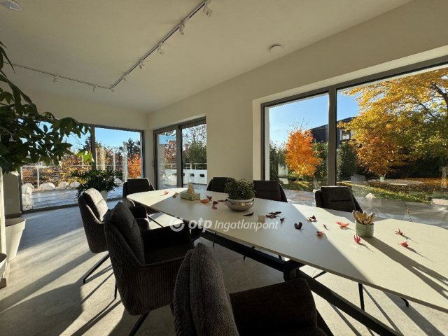 Eladó családi ház, Budapesten, II. kerületben 989 M Ft, 5 szobás