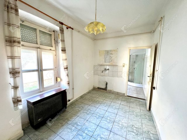 Eladó családi ház, Zamárdiban 55 M Ft, 3 szobás