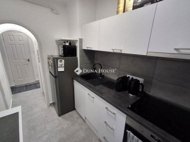 Eladó téglalakás, Budapesten, XVIII. kerületben 64.99 M Ft