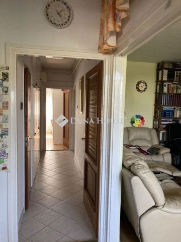 Eladó téglalakás, Debrecenben 84.9 M Ft, 4 szobás