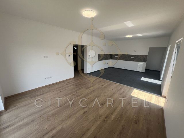 Eladó családi ház, Balatonlelleén 75.9 M Ft, 2+1 szobás