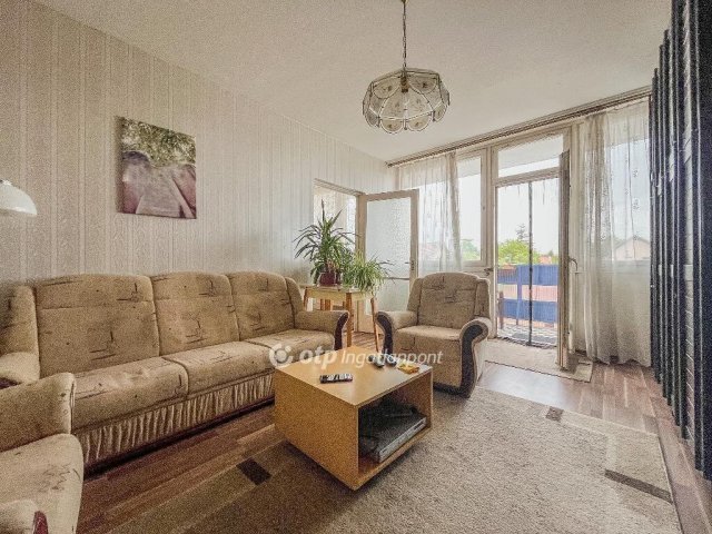Eladó téglalakás, Budapesten, XVI. kerületben 83.9 M Ft