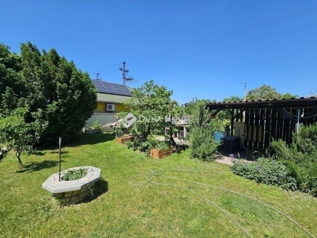 Eladó sorház, Szigetszentmiklóson 89.9 M Ft, 5 szobás