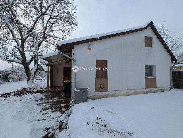 Eladó családi ház, Monorierdőn 27.5 M Ft, 2 szobás