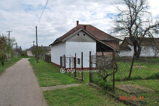 Eladó családi ház, Tiszaszentimrén 14.99 M Ft, 2 szobás
