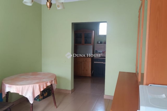 Eladó családi ház, Szentmártonkátán 38.9 M Ft, 3 szobás