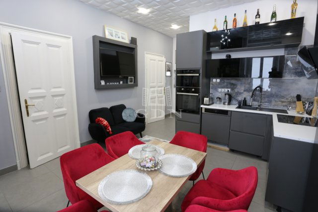 Eladó téglalakás, Budapesten, II. kerületben 124.7 M Ft